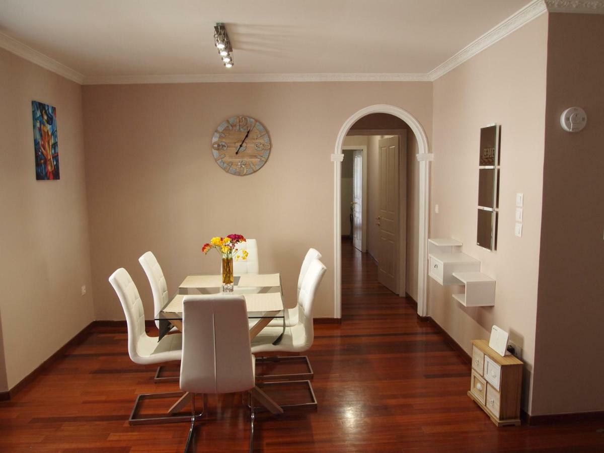 Ideally Situated Corfu Old Town Apartment